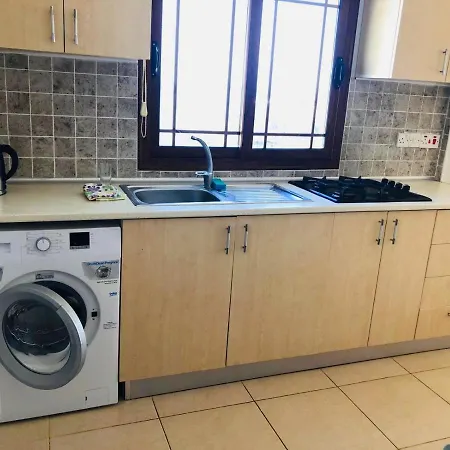 Lägenhetshotell Sea & Sky Bungalows Escape Beach Guest Rooms 3*