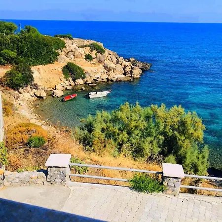 Sea & Sky At Escape Beach