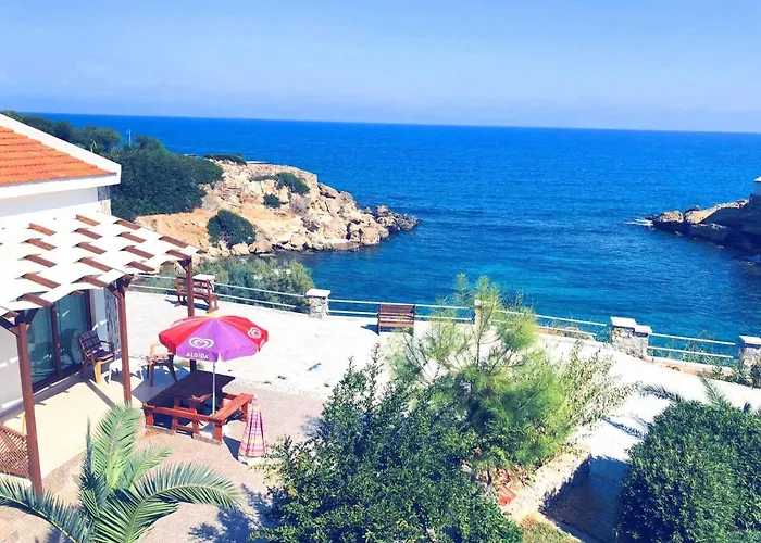 Sea & Sky Bungalows Escape Beach Guest Rooms Aparthotel 3*